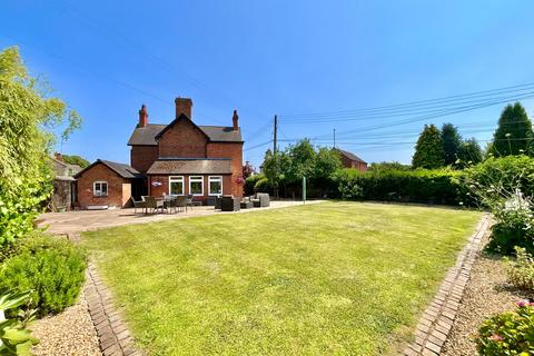 4 bedroom detached house for sale, Back Lane, Gnosall, ST20