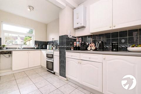 3 bedroom semi-detached house to rent, Eynsford Road, Greenhithe, DA9