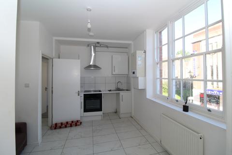 1 bedroom flat to rent, Pano Court, Bell Road, Sittingbourne, Kent, ME10