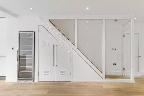 4 bedroom terraced house to rent – pohled 5