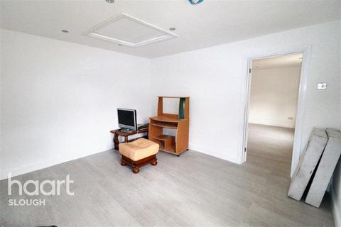 1 bedroom flat to rent, Cippenham Lane, Slough