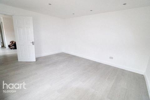 1 bedroom apartment to rent, Cippenham Lane, Slough