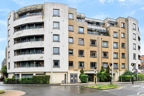 2 bedroom penthouse to rent, Stanley Road, Woking, GU21