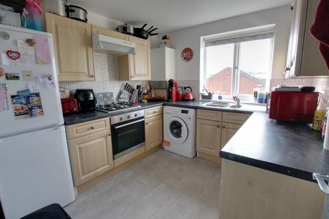 1 bedroom flat for sale, Clanfield