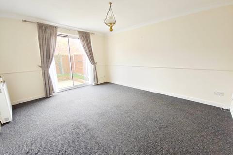 1 bedroom apartment to rent, Watson Gardens, Romford, RM3