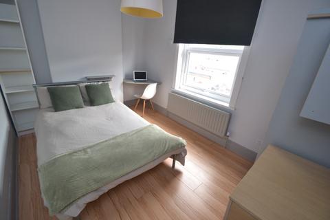undefined, Shrewsbury Road, Nottingham NG2