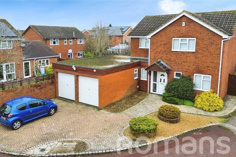 4 bedroom detached house for sale, Clevedon Drive, Earley, Reading