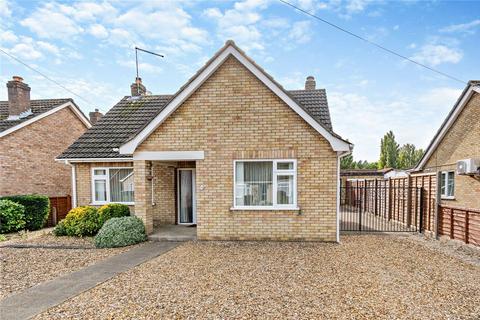 3 bedroom bungalow for sale, Lea Gardens, Peterborough, PE3