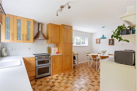 4 bedroom bungalow for sale, Bath Road, Woolhampton, Reading, Berkshire, RG7