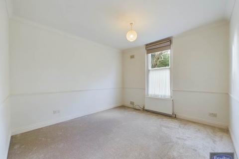 1 bedroom flat to rent, Pencroft Drive, Dartford, Kent