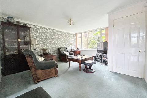 3 bedroom semi-detached house for sale, Greatwood Close, Hythe, SO45