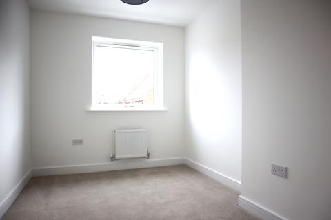 2 bedroom flat to rent, 46 Pineywoods Lane, Milton Keynes MK8