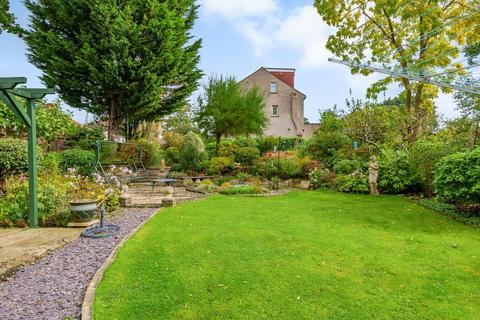 141 Baring Road, London, SE12 0LA