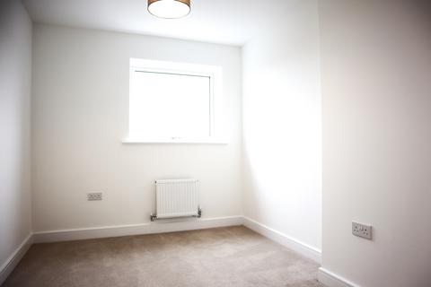 2 bedroom flat to rent, 46 Pineywoods Lane, Milton Keynes MK8