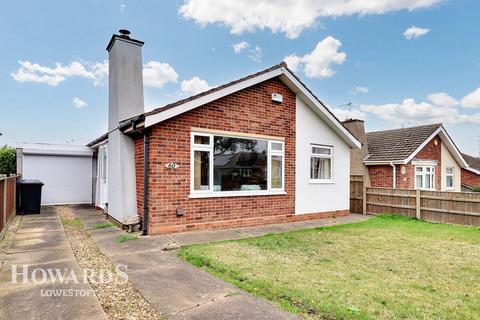 3 bedroom detached bungalow for sale, Higher Drive, Oulton Broad