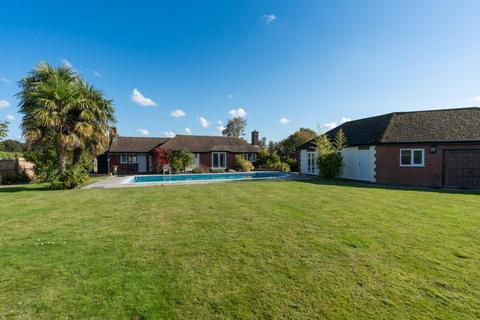 4 bedroom bungalow for sale, Great Tey Road, Essex CO6