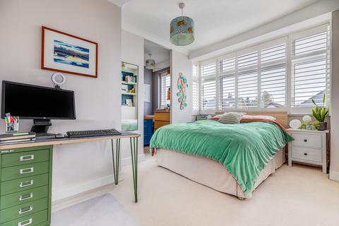 3 bedroom end of terrace house for sale, French Street, Sunbury-on-Thames, TW16