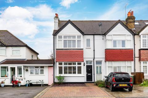 3 bedroom end of terrace house for sale, French Street, Sunbury-on-Thames, TW16