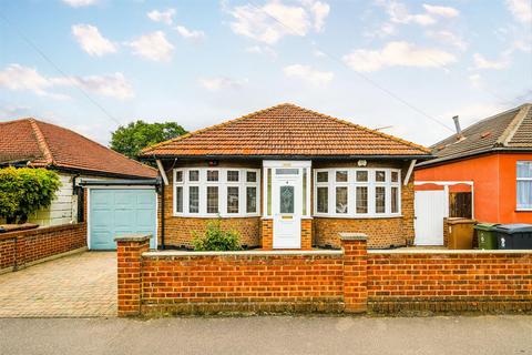 3 bedroom detached bungalow for sale, Burnham Road, Chingford