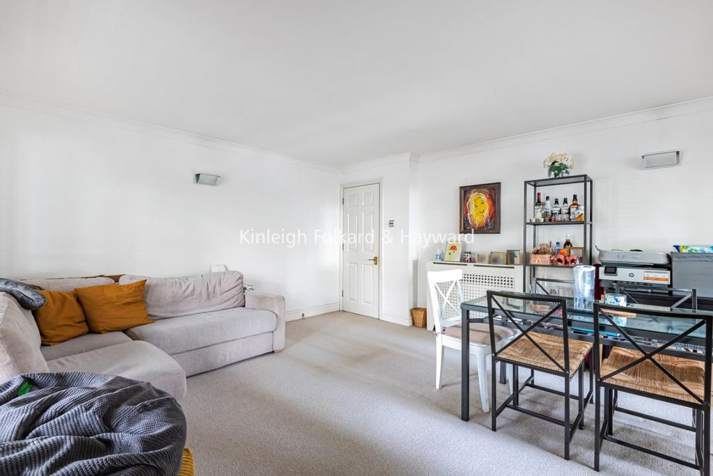 Rope Street Surrey Quays SE16 1 bed apartment to rent £1,770 pcm (£