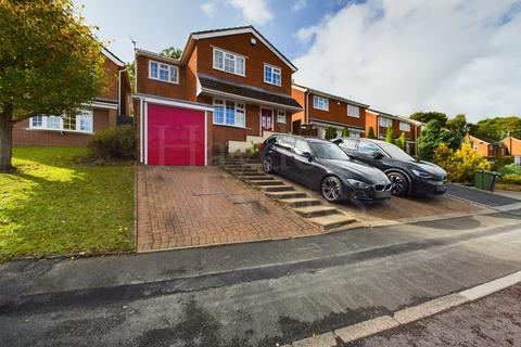 4 bedroom detached house for sale, Woodthorpe Drive, Bewdley, DY12 2RH*