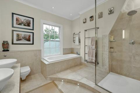 40 Princes Road, Weybridge, KT13 9BH