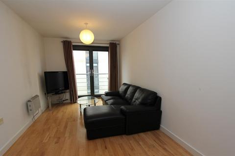 2 bedroom flat to rent, Waterloo Apartments, Brewery Wharf