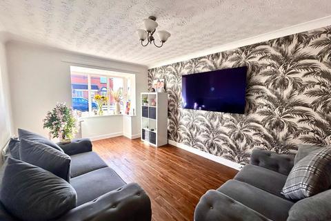 4 bedroom detached house for sale, Loxley Drive, Mansfield