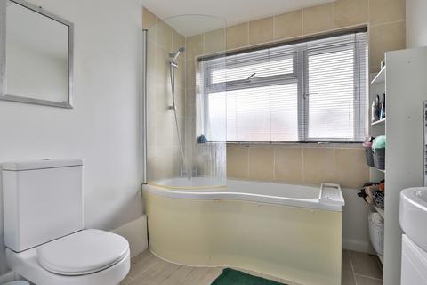 Flat 4, 10 Hamilton Road, Boscombe, Bournemouth, BH1 4EH