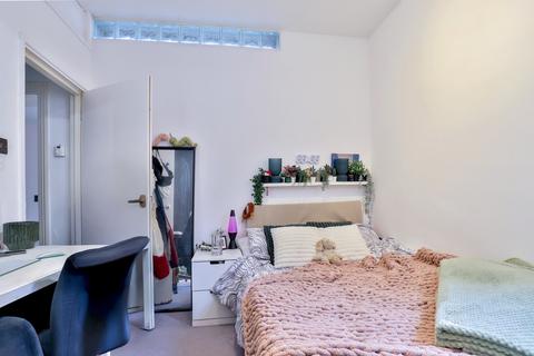 Flat 4, 10 Hamilton Road, Boscombe, Bournemouth, BH1 4EH
