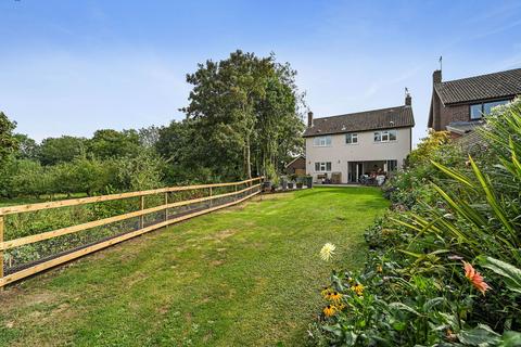 4 bedroom detached house for sale, Meadow Close, Bury St. Edmunds IP30