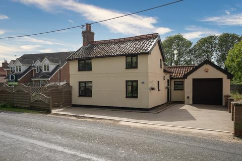 3 bedroom detached house for sale, The Street, Diss IP21