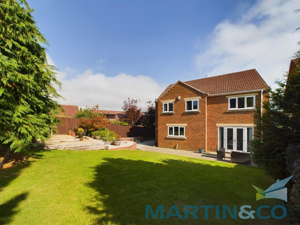 Peregrine Court, Guisborough 5 bed detached house for sale - £495,000