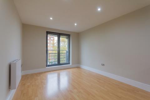 2 bedroom apartment to rent, Spire Court, Manor Road, Edgbaston, B16