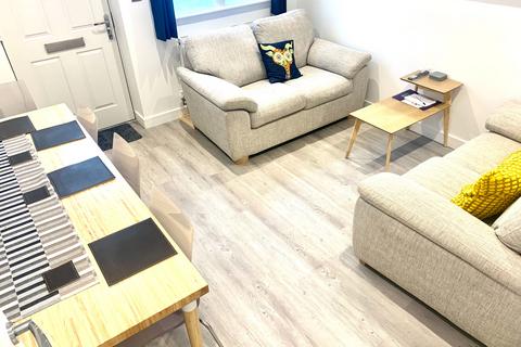 2 bedroom end of terrace house to rent, MILLBROOK, SOUTHAMPTON