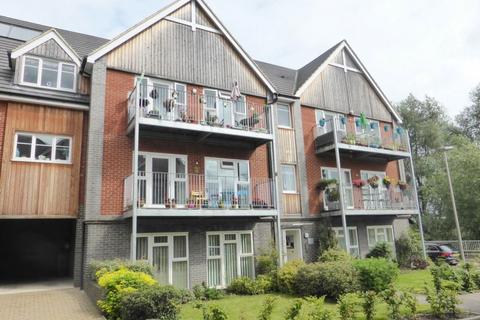 2 bedroom flat to rent, Millward Drive, Fenny Stratford