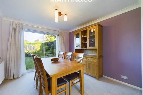 4 bedroom detached house for sale, Windmill Close, Wokingham