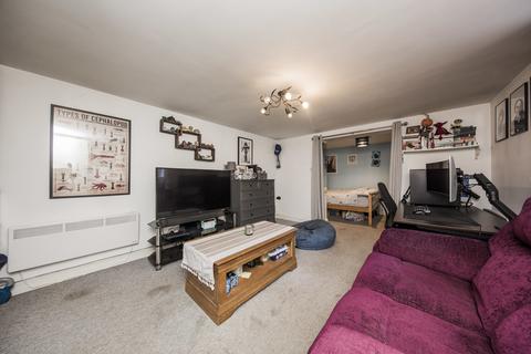 Studio for sale, Monks Horton, Sandhurst Road