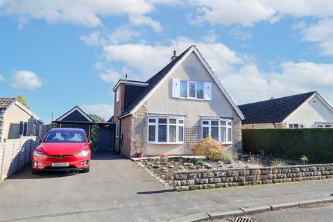 3 bedroom detached bungalow for sale, Red Bank Drive, Ripon