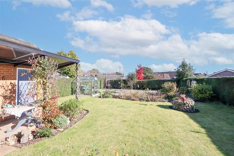 3 bedroom detached bungalow for sale, Red Bank Drive, Ripon