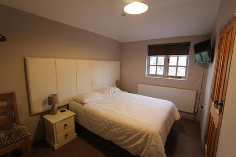 1 bedroom in a house share to rent, Room 4 , 44 Holly Lane