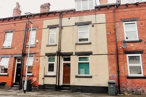 3 bedroom end of terrace house to rent, Highthorne Grove Armley, Leeds, West Yorkshire, LS12 3JL