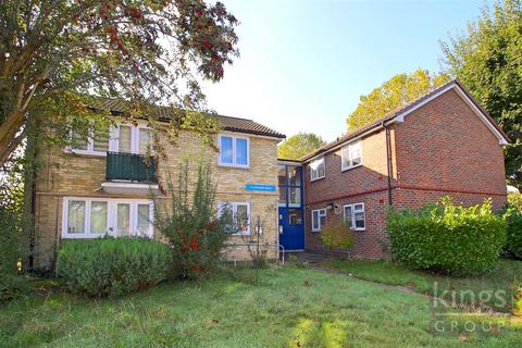 1 bedroom ground floor flat for sale, Gatward Green, Edmonton, N9