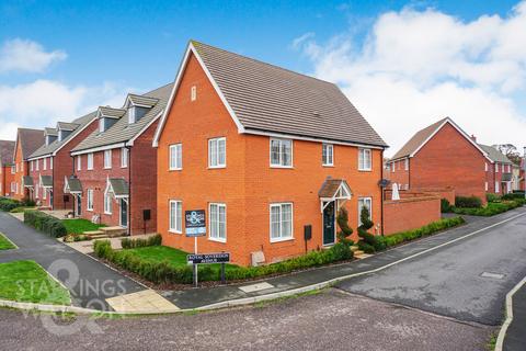 4 bedroom detached house for sale, Royal Sovereign Avenue, Hampden View, Norwich