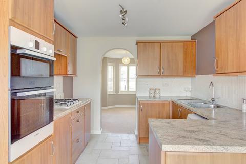 142 Freestone Way, Corsham, SN13 9FP