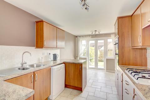 142 Freestone Way, Corsham, SN13 9FP