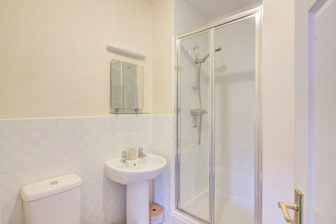 142 Freestone Way, Corsham, SN13 9FP