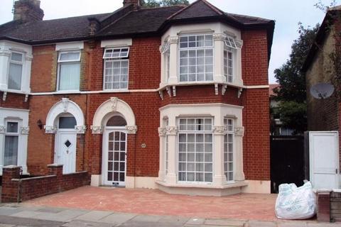 3 bedroom terraced house to rent, Northbrook Road, Ilford IG1