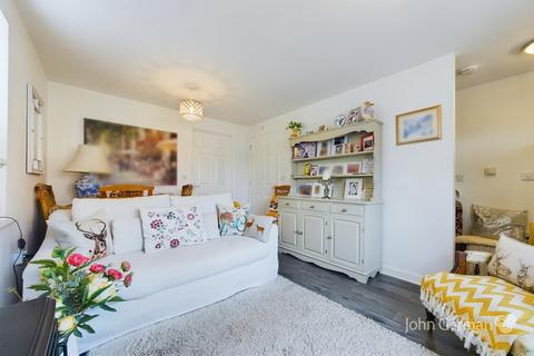 51 Hamilton Avenue, Uttoxeter, ST14 7FE