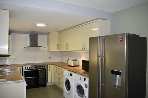 7 bedroom terraced house for sale